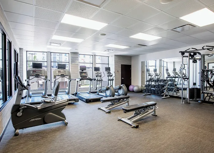 Courtyard By Marriott Edmonton West
