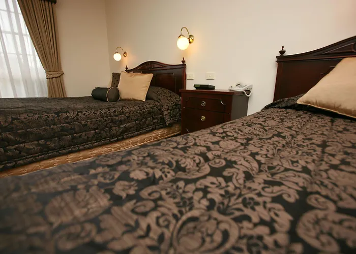 Australian Heritage Motor Inn