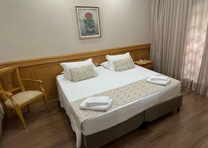 Biazi Paradise Hotel