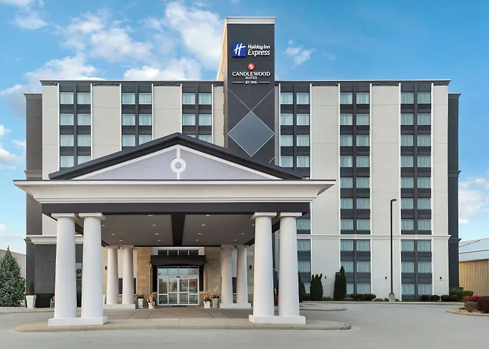 Holiday Inn Express Hotel & Suites Chatham South By Ihg