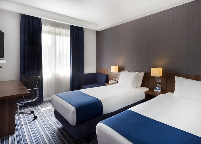 Holiday Inn Express Colchester By Ihg