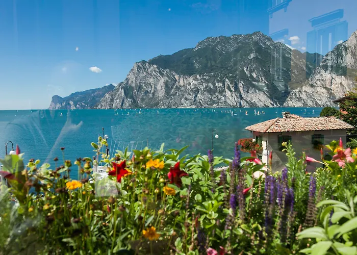 Hotel Lago Di Garda