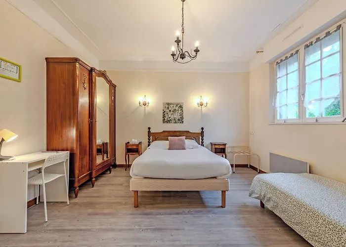 Logis Hotel De La Corniche