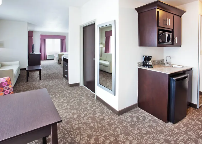 Holiday Inn Express Augusta North By Ihg