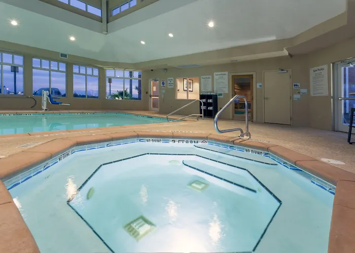 Holiday Inn Express & Suites Moultrie By Ihg