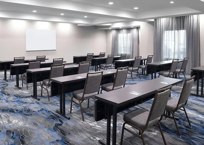 Fairfield Inn & Suites - Buffalo Airport