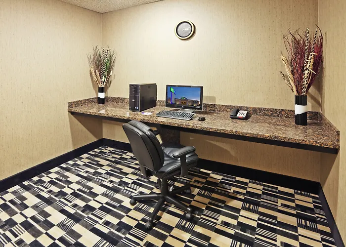 Holiday Inn Express Hotels & Suites Jacksonville By Ihg