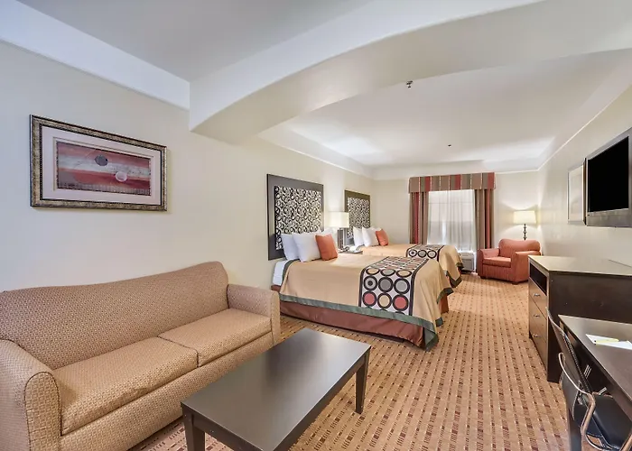 Super 8 By Wyndham Hidalgo At La Plaza Mall & Mcallen Airport