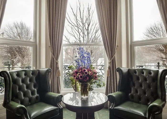 Oyo Devonshire Park Hotel