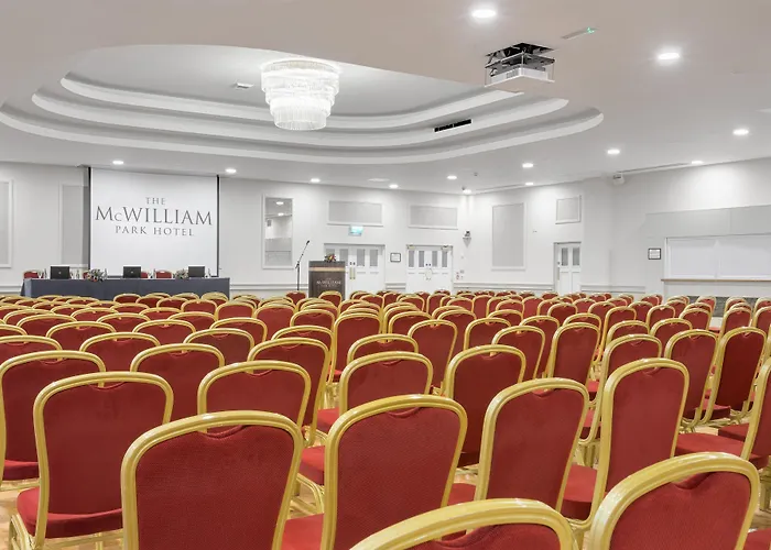 Mcwilliam Park Hotel