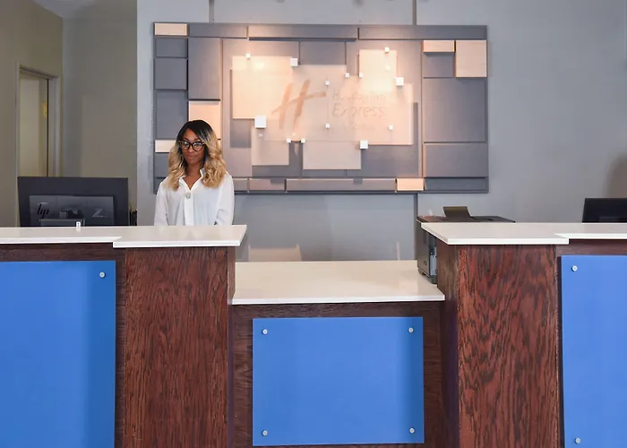 Holiday Inn Express Hotel & Suites Selma By Ihg