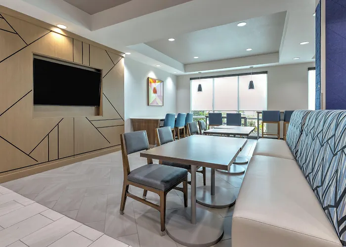 Holiday Inn Express Hotel And Suites Athens By Ihg