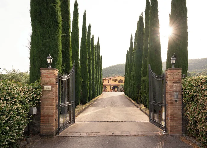 Hotel & Restaurant Casolare Le Terre Rosse