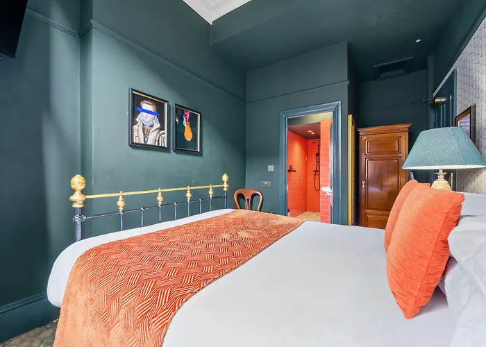 Hotel Clementine