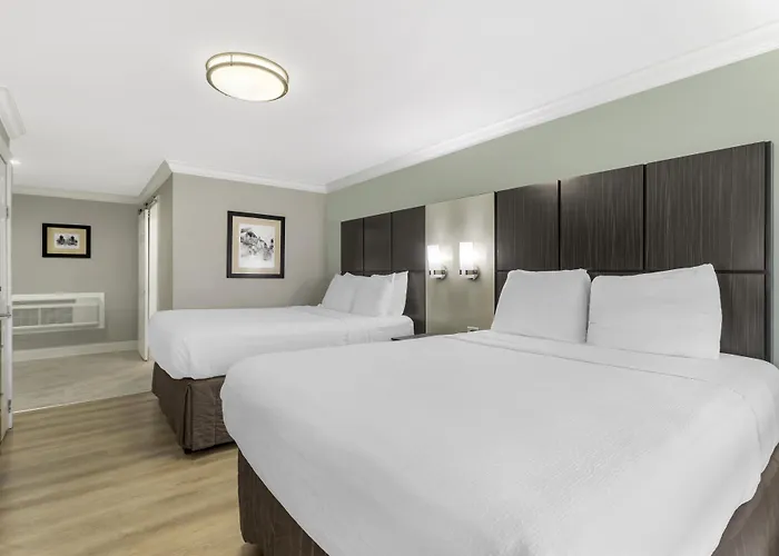 Best Western Bayfront