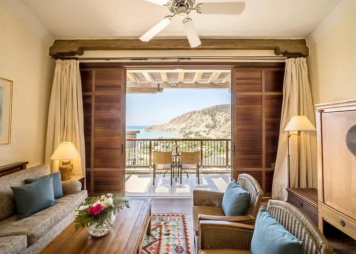 Columbia Beach Resort