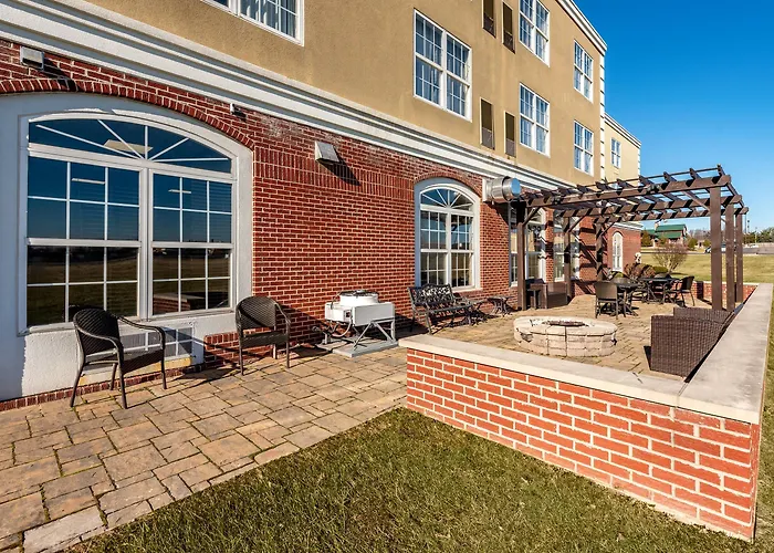 Country Inn & Suites By Radisson, Findlay, Oh