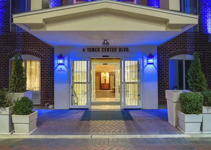 Holiday Inn Express Tower Center New Brunswick By Ihg