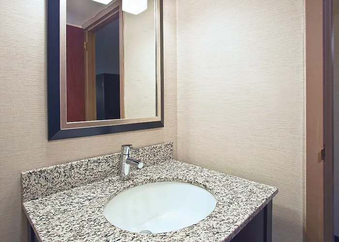 Holiday Inn Express And Suites Pittsburgh West Mifflin By Ihg