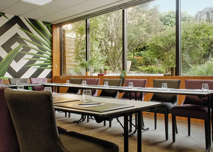 Hôtel Chromatics&Restaurant Hill Club by HappyCulture