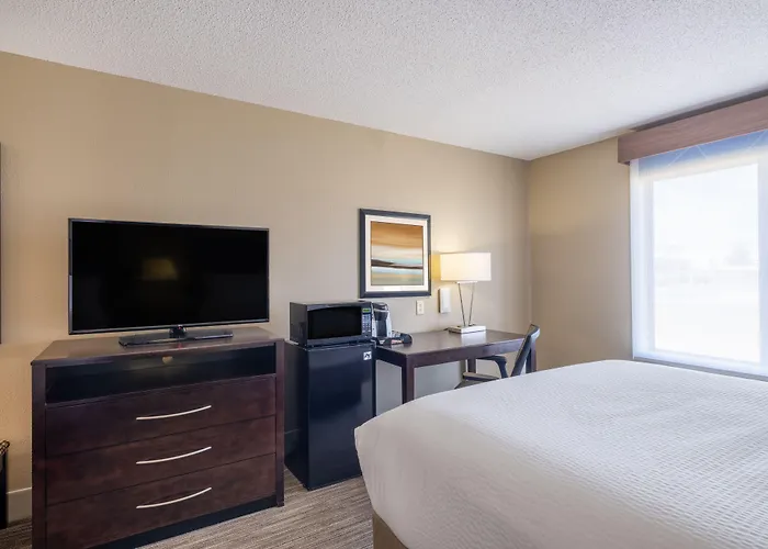 Holiday Inn Express Gas City By Ihg