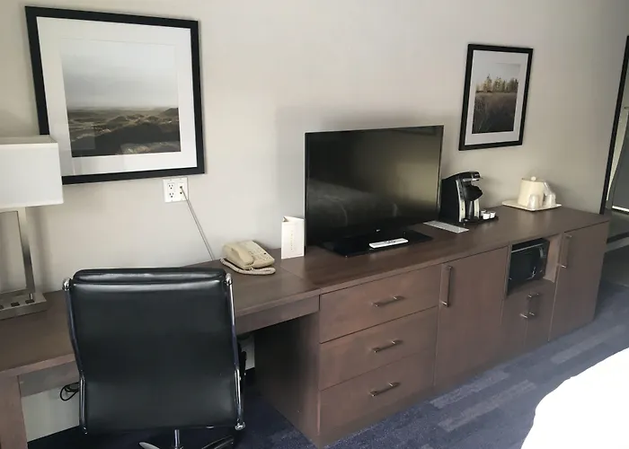 Holiday Inn & Suites Grande Prairie By Ihg
