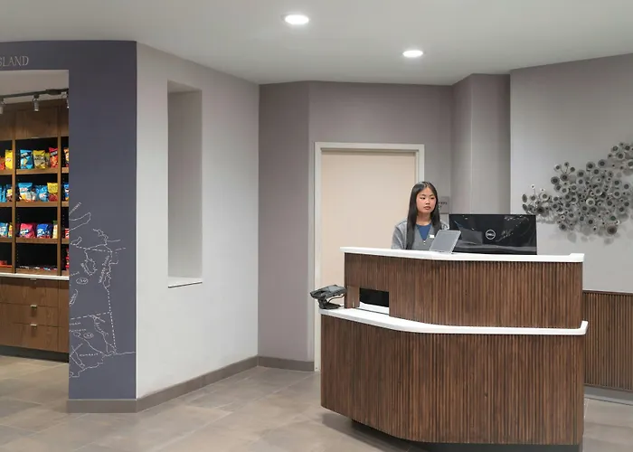 Courtyard By Marriott Providence Lincoln