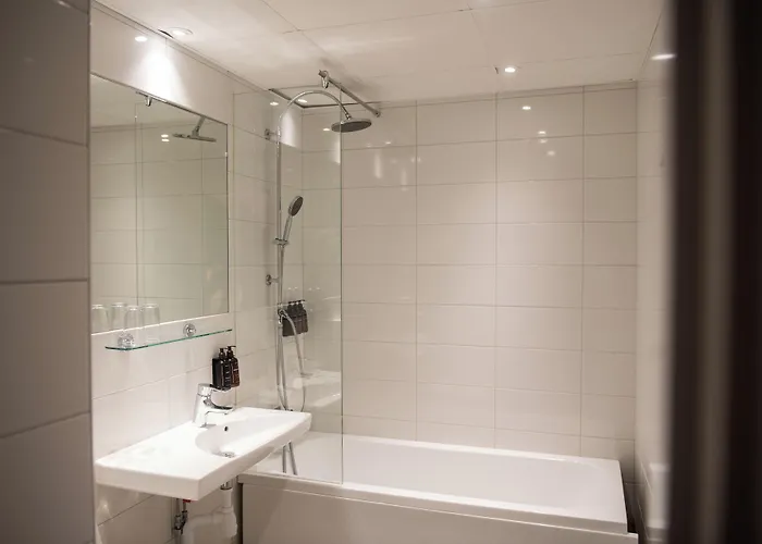 Home Hotel Drott