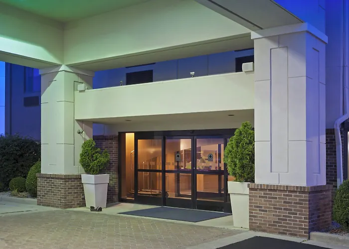 Holiday Inn Express & Suites Dayton West - Brookville By Ihg