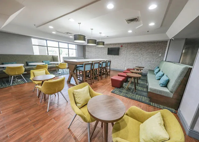 Hampton Inn Hutchinson