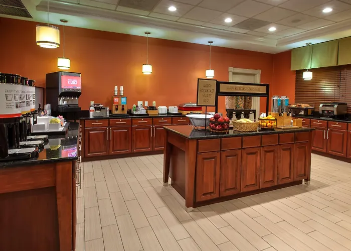 Hampton Inn College Park