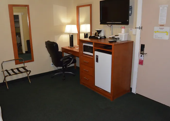 Ramada Medicine Hat