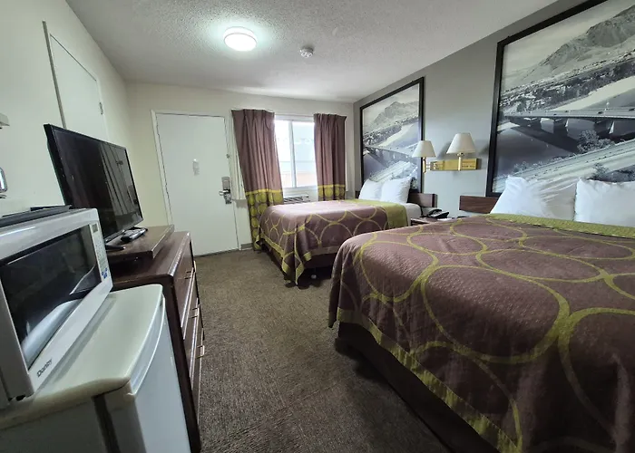 Super 8 By Wyndham Kamloops East