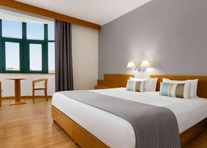 Tryp By Wyndham Montijo Parque Hotel