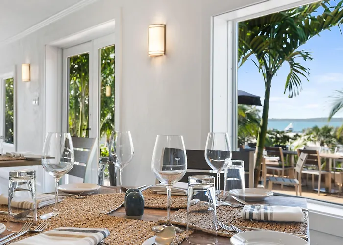 Romora Bay Resort & Marina