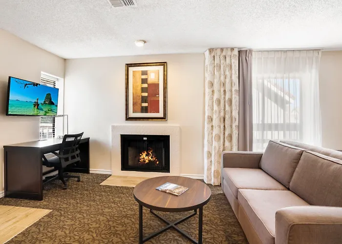 Chase Suite El Paso