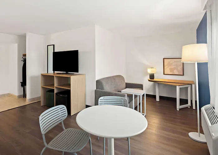 Spark By Hilton Wichita East