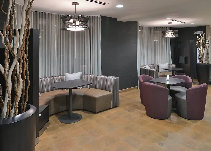 Courtyard By Marriott Charlotte Matthews