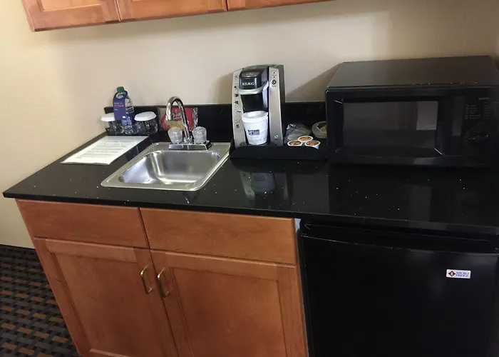 Holiday Inn Express Hotel & Suites Sanford By Ihg