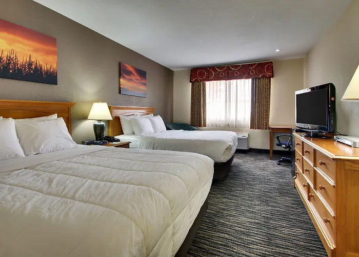 Everspring Inn & Suites