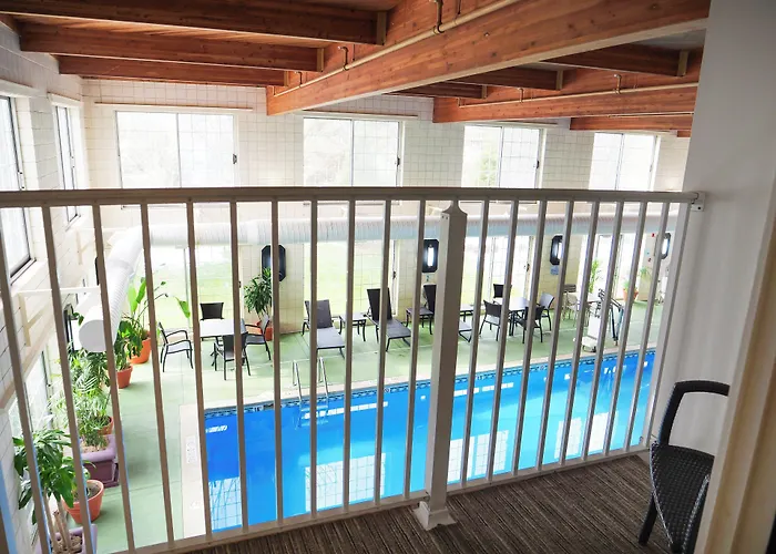 Holiday Inn Express Grand Rapids Southwest By Ihg