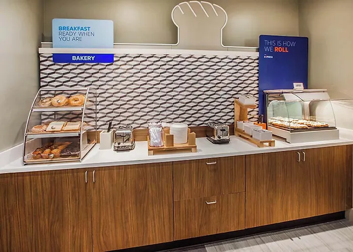 Holiday Inn Express New Albany By Ihg