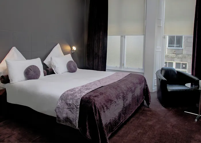Carmelite Hotel