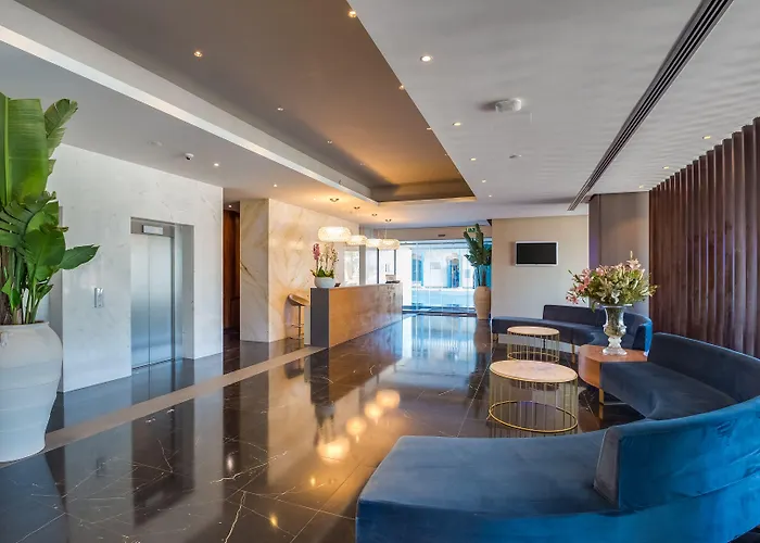 Sun Hall Hotel