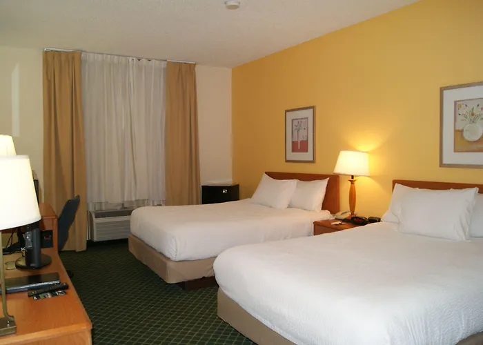 Baymont By Wyndham Coon Rapids