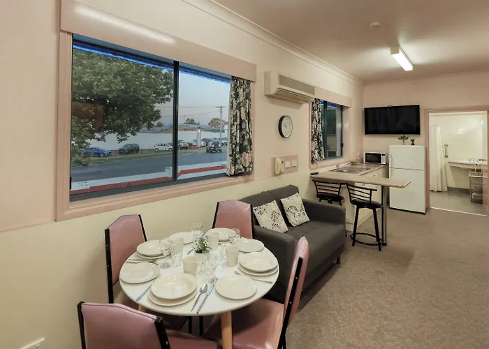 Tumut Farrington Motel
