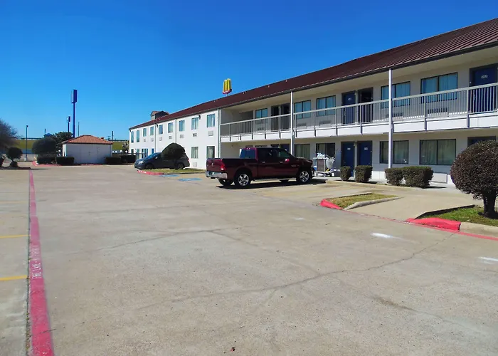 Motel 6-Ennis, Tx