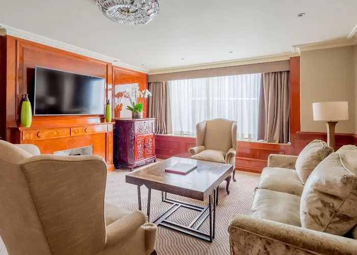 Radisson Blu Hotel, London Heathrow