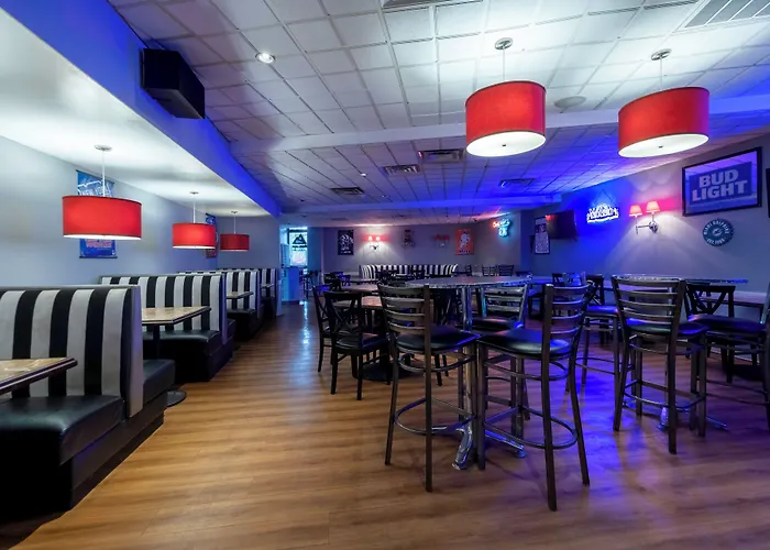 Red Roof Inn Plus Woodbridge - Carteret