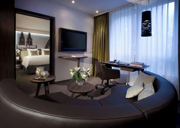 Lindner Hotel Cologne City Plaza, Part Of Jdv By Hyatt
